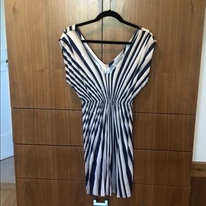 navy/beige/tan dress with elastic waist